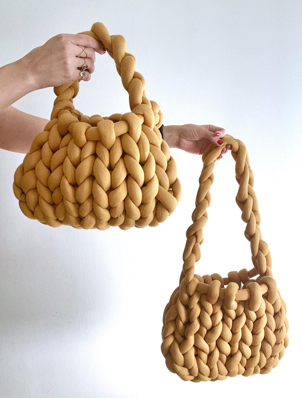 JAN 25th IN-PERSON - Hand Knitted Bag Workshop with Meg Spitzer