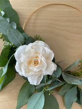 Load image into Gallery viewer, NOV 17th IN-PERSON - Modern Paper Flower Wreath with Mirina Moloney