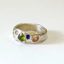 Load image into Gallery viewer, APR 25th - IN PERSON - Silver Metal Clay Gem Rings