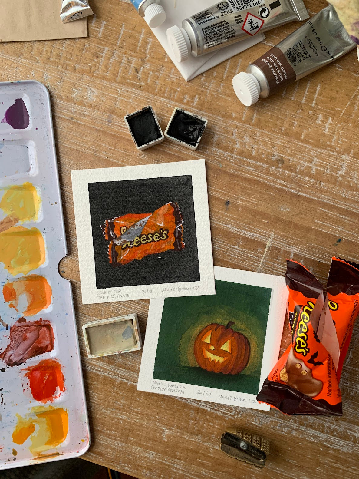 OCT 23rd IN-PERSON - Spooky Sketching & Freaky Facts with Annie Brown