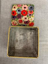 Load image into Gallery viewer, Vintage Flower Pattern Biscuit Tin