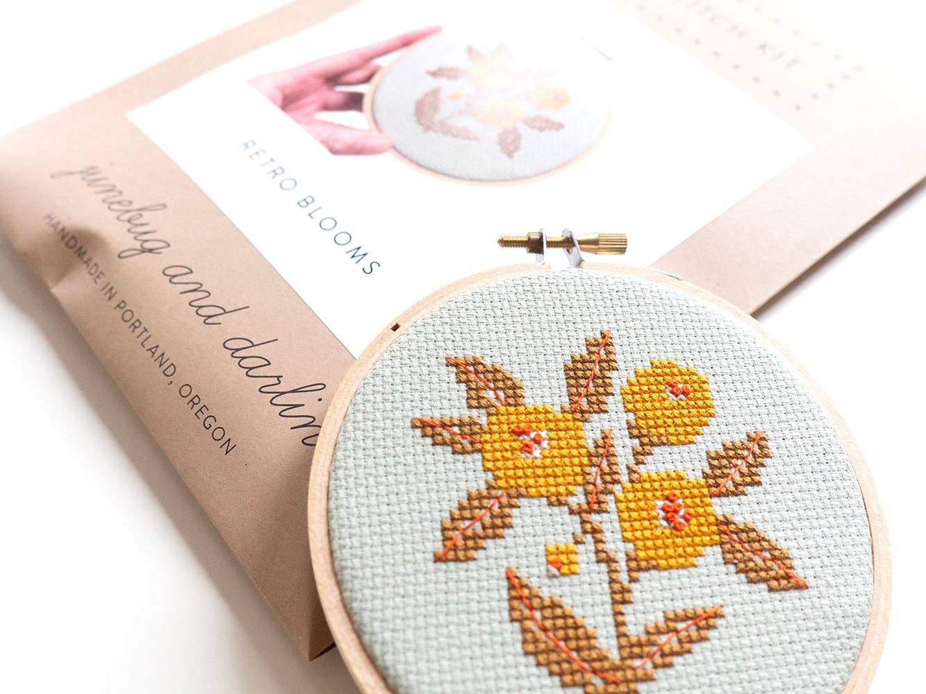 Retro Blooms Kit