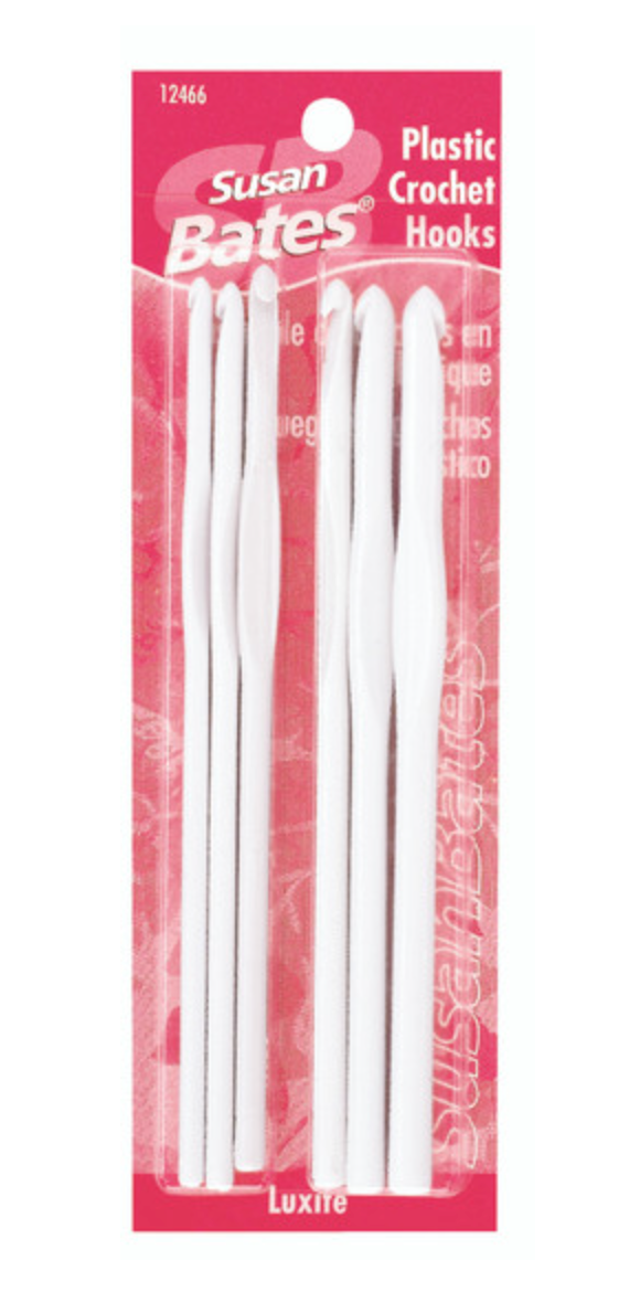 Crochet Plastic Hooks (Sizes 3.75 mm - 6.5 mm) by Susan Bates