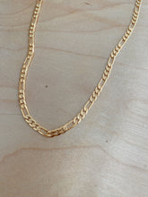 Load image into Gallery viewer, Vintage Figaro Necklace