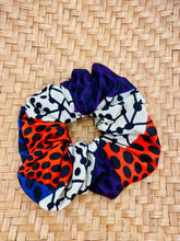 Load image into Gallery viewer, Scrunchies by Shannon Kaminaga - These Hands Makers Collective