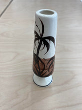 Load image into Gallery viewer, Hawaiian Vase